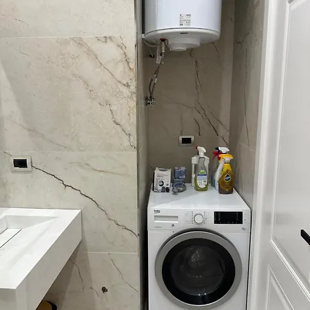 Estels 1 * Durrës